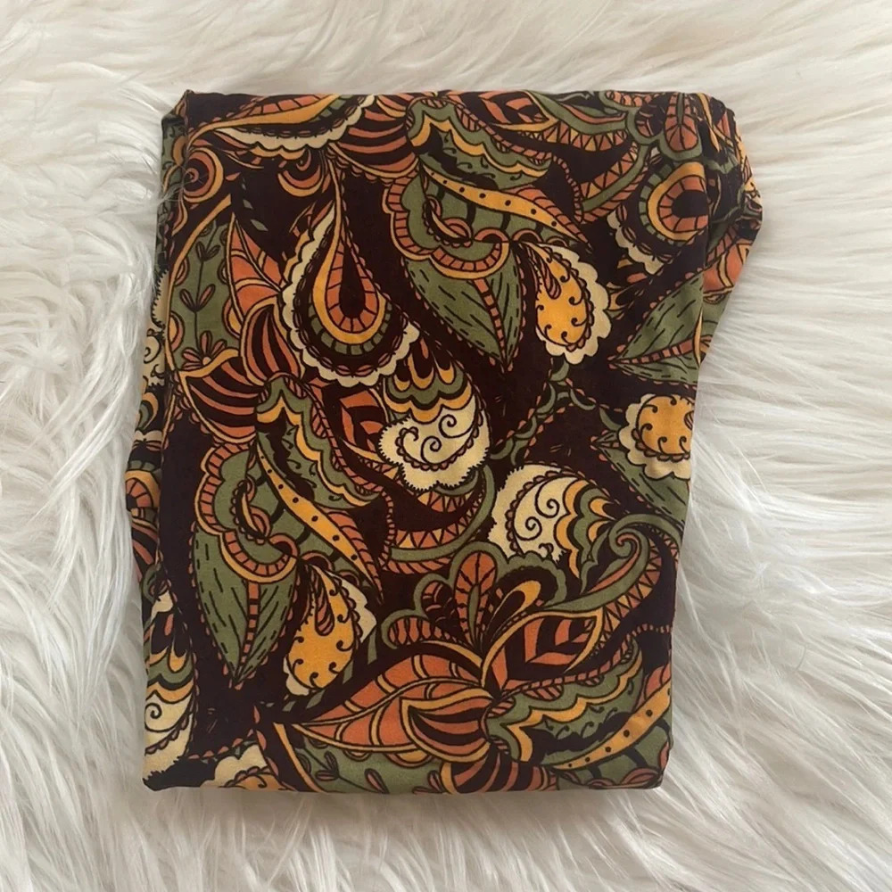 New! Lularoe multi-color paisley leggings Tween